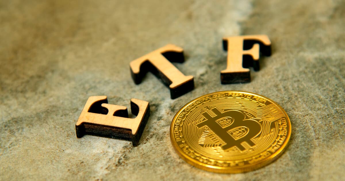ビットコイン現物ETF、5週間で累計40億ドル超流出