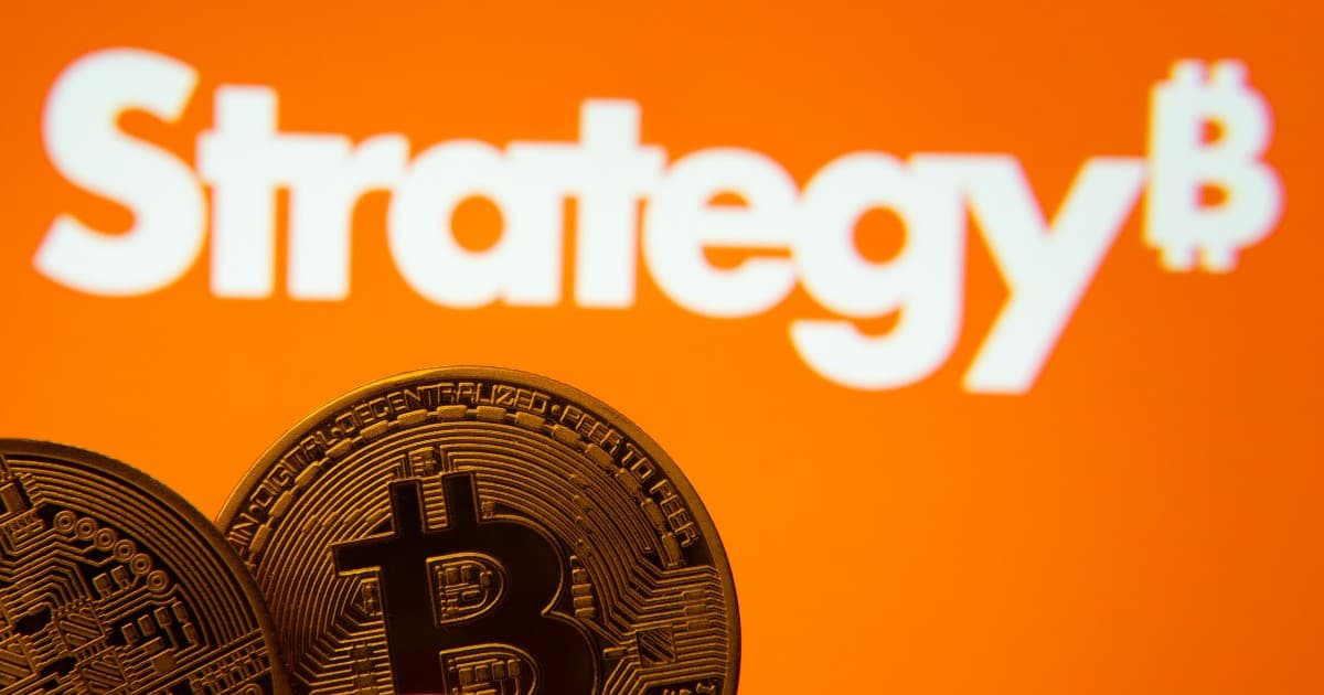 ストラテジー、優先株拡大で株価変動リスク緩和図る