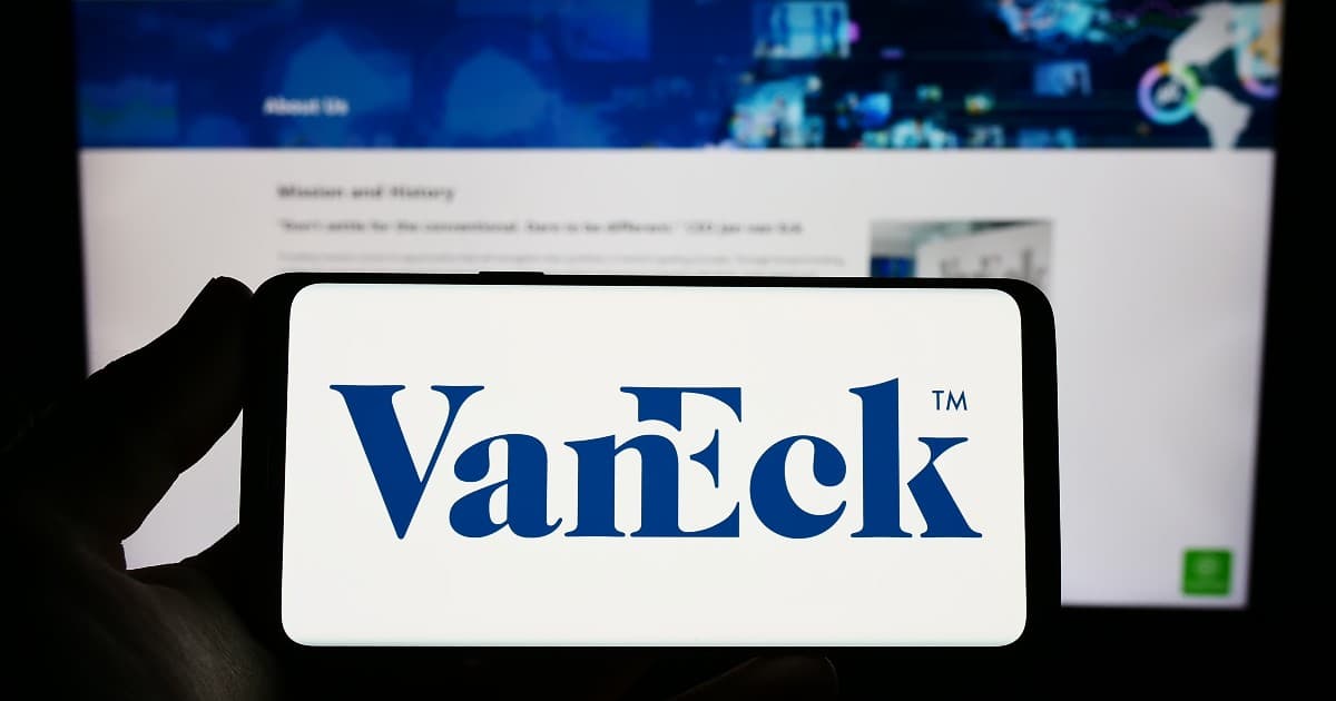 ビットコイン長期保有者の売却減少も、警戒モード維持=ヴァンエック